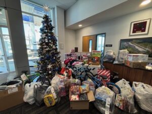 CMA Celebrates the Holidays with Gift Giving Campaigns 2