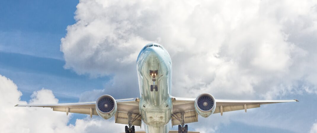 commercial airplane